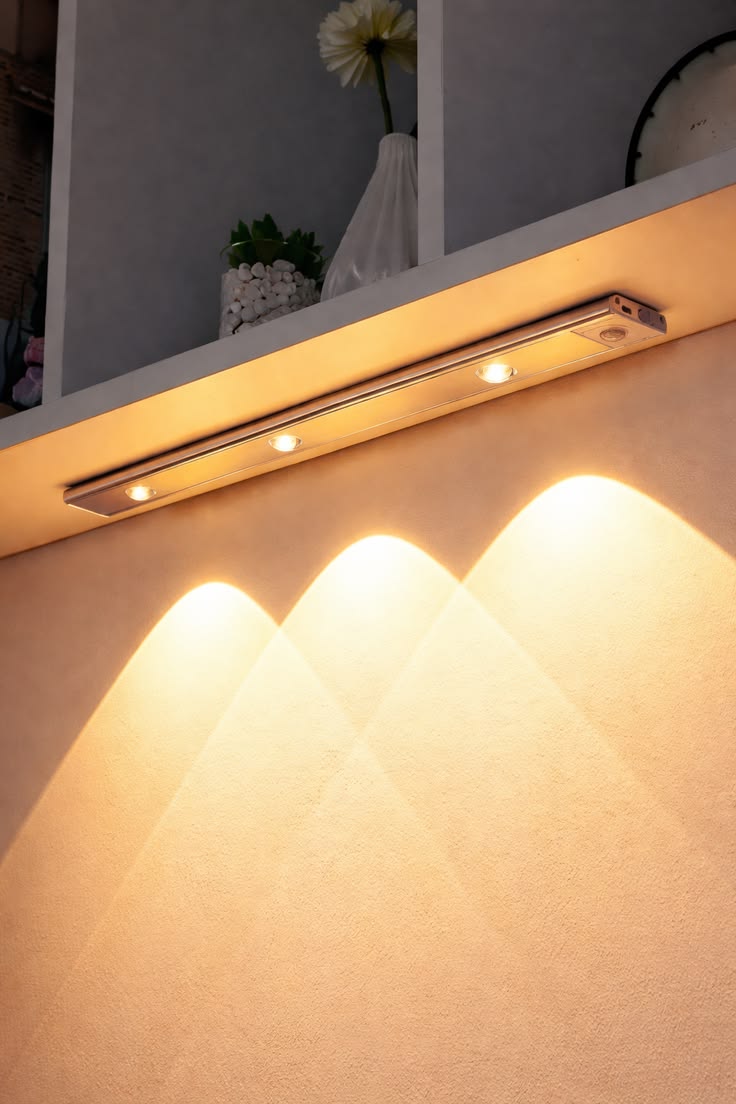 LED MOTION SENSOR CABINET LIGHT